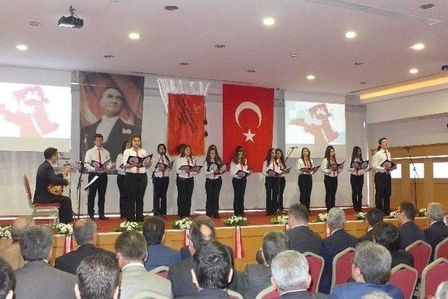 Kuşadası&rsquo;nda İstiklal Marşının Kabul&uuml; T&ouml;renleri 3