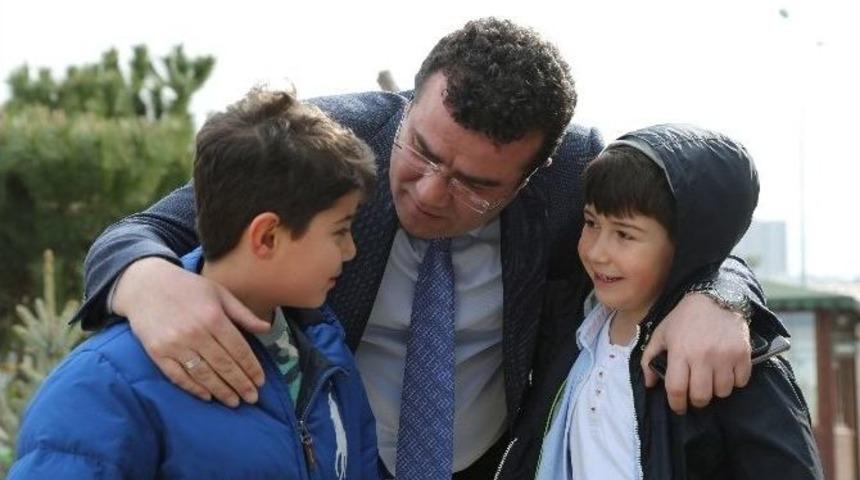 Taş&ccedil;ı&rsquo;dan &Ouml;ğrencilere G&ouml;rev