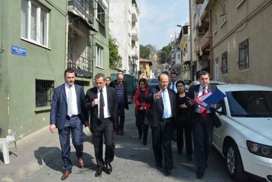 &Ouml;zakcan; &ldquo;tarihi Yapılar Bir Toplumun Ge&ccedil;mişini Anlatan En &Ouml;nemli Kalıntılardır&rdquo;