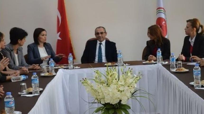 Gen&ccedil;lik Ve Spor Konfederasyonu &Ccedil;alışmalarına Hızla Devam Ediyor