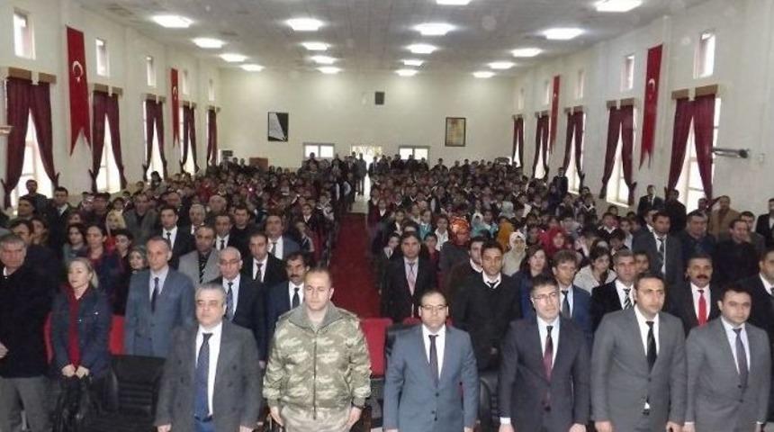 Ergani&rsquo;de İstiklal Marşı&rsquo;nın Kabul&uuml;n&uuml;n Yıld&ouml;n&uuml;m&uuml; Etkinliği