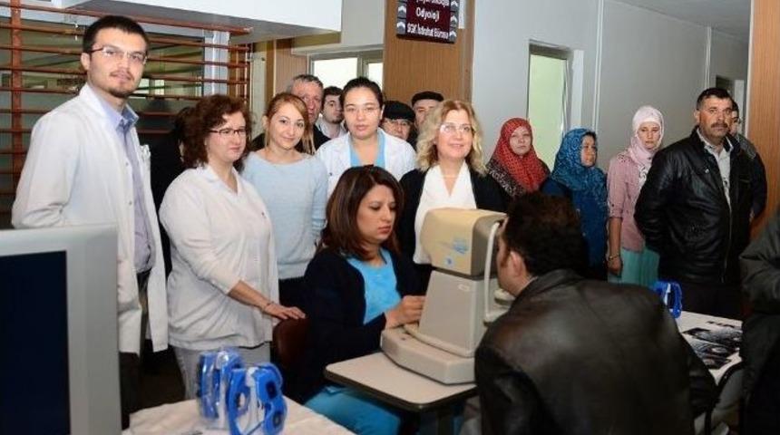 Hastaların &Ccedil;oğu Glokom Rahatsızlıklarından Habersiz