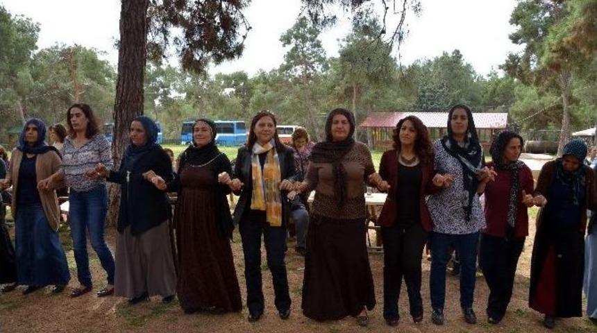 Akdeniz Belediyesi&rsquo;nden Kadın &Ccedil;alışanlarına Kır Eğlencesi