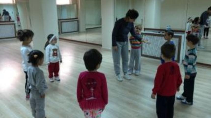 Odunpazarı&rsquo;ndan &Ccedil;ocuklara Jimnastik Kursu