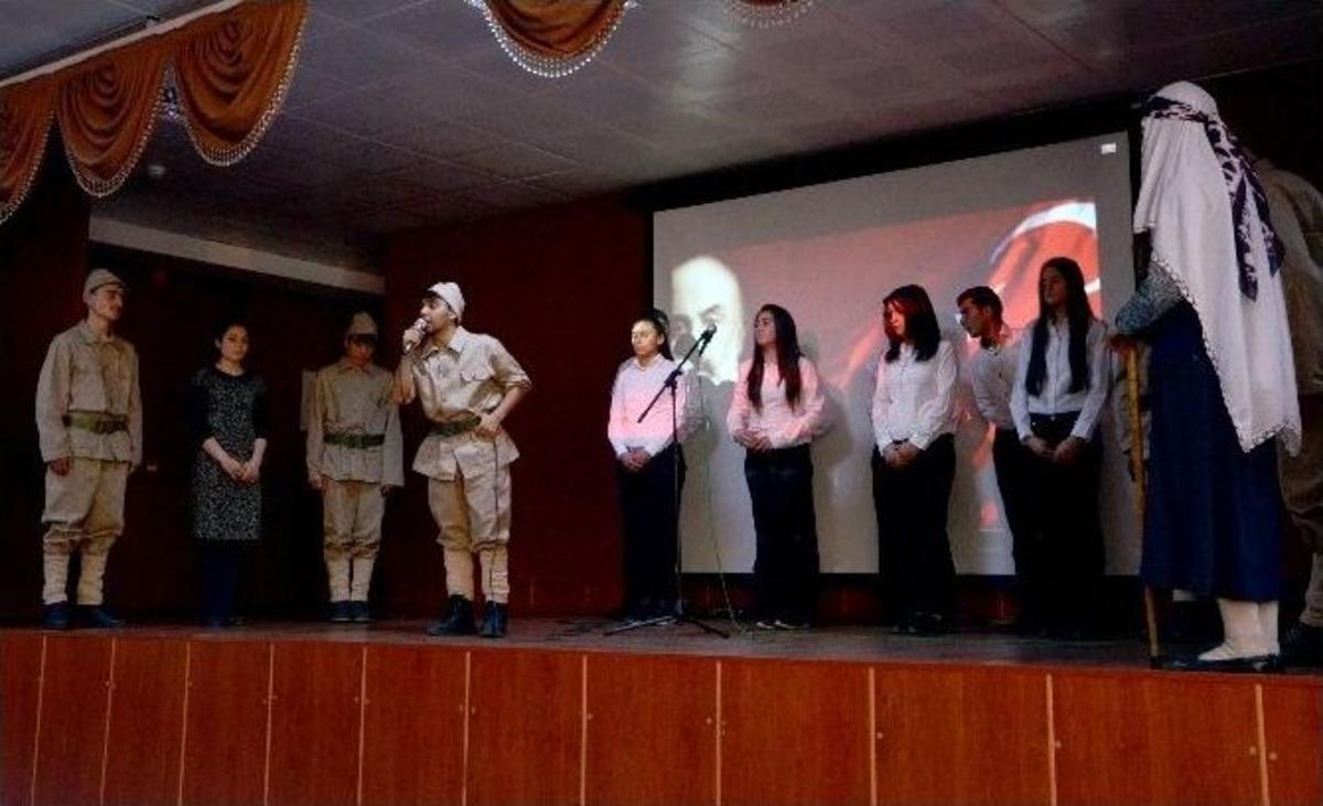 Sarıkamış&rsquo;ta &ldquo;istiklal Marşı&rsquo;nın Kabul&uuml;n&uuml;n 94. Yıld&ouml;n&uuml;m&uuml; Ve Mehmet Akif Ersoy&rsquo;u Anma G&uuml;n&uuml;&rdquo;