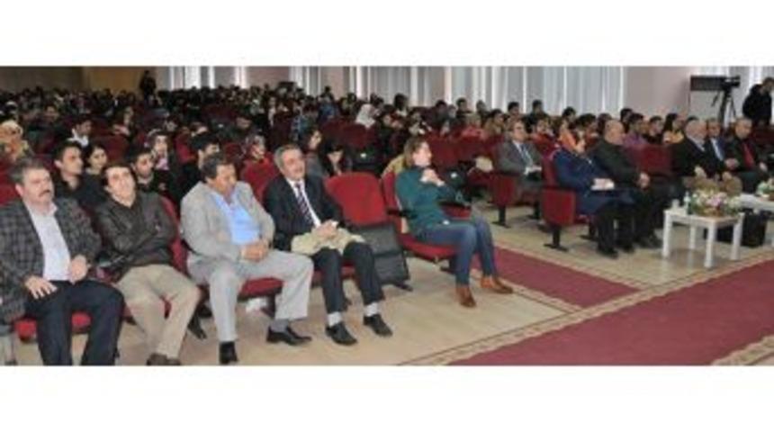 İn&ouml;n&uuml;&rsquo;de "urum&ccedil;i&rsquo;den Kaşgar&rsquo;a Doğu T&uuml;rkistan" Konferansı