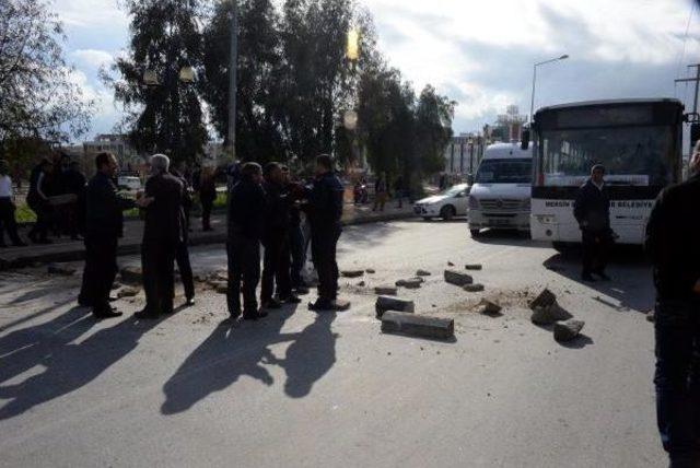 Mersin'de Otogar Krizi Kavgaya Dönüştü; 3 Yaralı