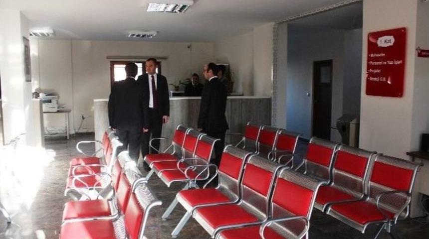 Tuşba Kaymakamlığı&rsquo;ndan 20 Bin Aileye Yardım