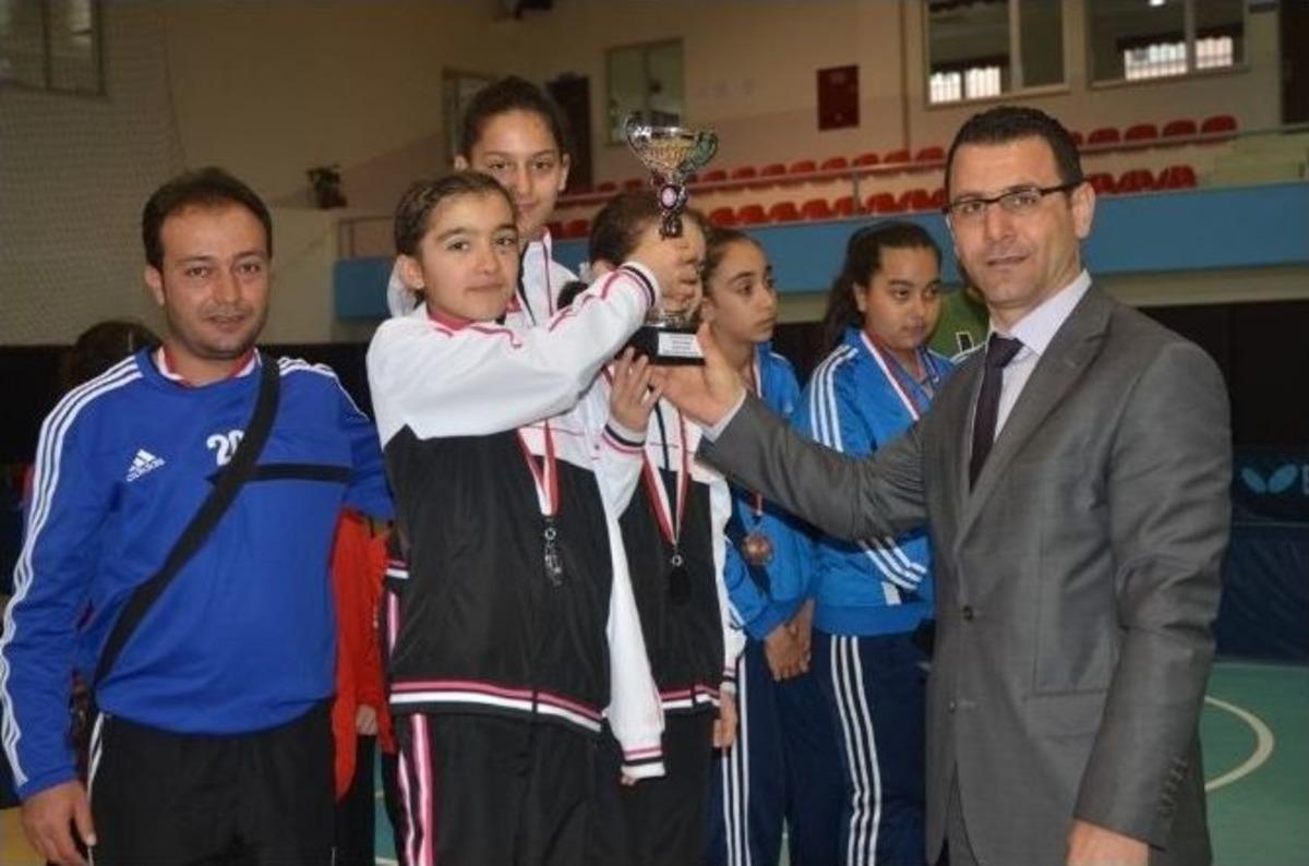 Okullararası K&uuml;&ccedil;&uuml;kler Masa Tenisi Grup Karşılaşmaları Sona Erdi