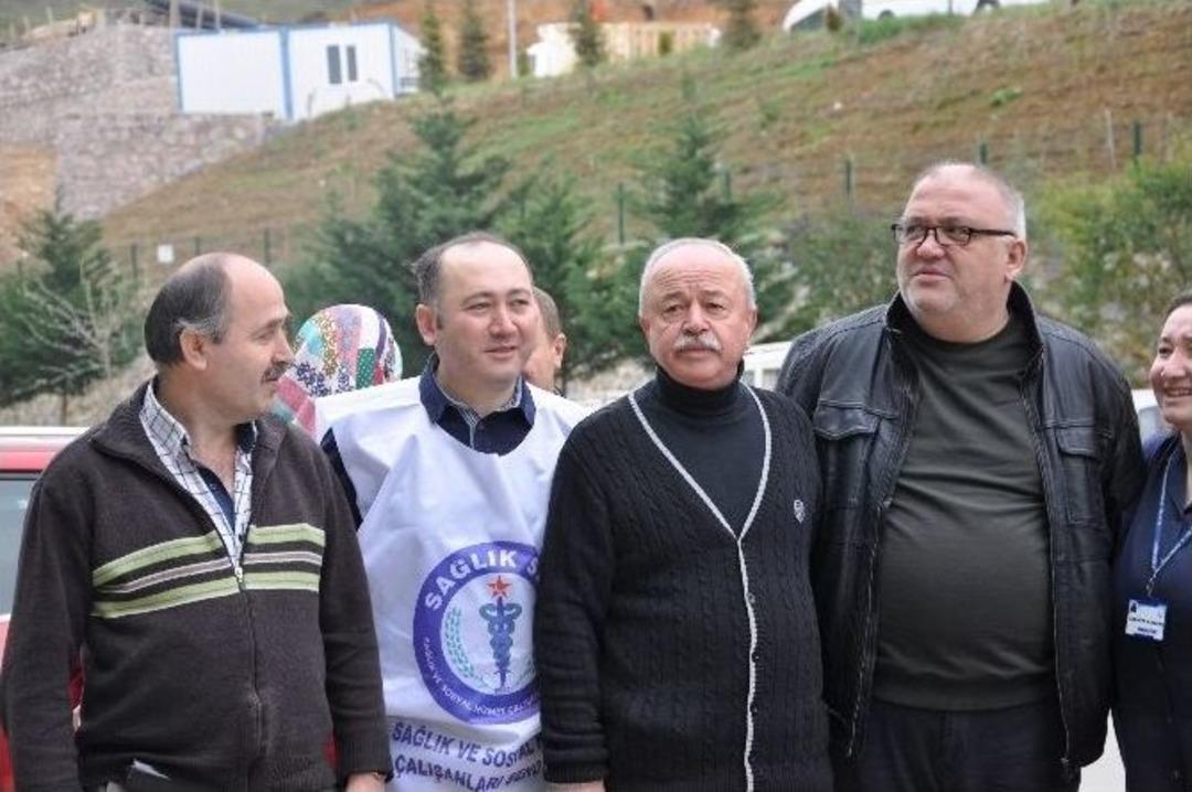 Sağlık &Ccedil;alışanlarını N&ouml;bet &Uuml;cretlerine Yapılan Y&uuml;zde 50 Zam Da Mutlu Etmedi