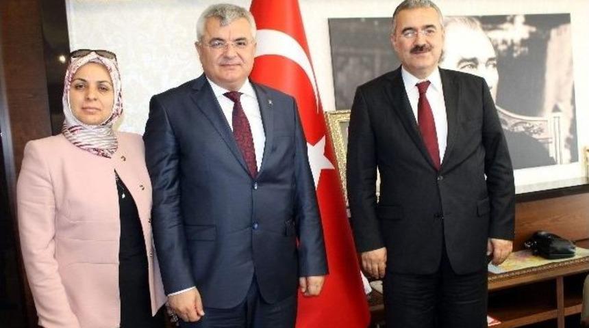 Altıntaş&rsquo;tan Vali Ayyıldız&rsquo;a Ziyaret
