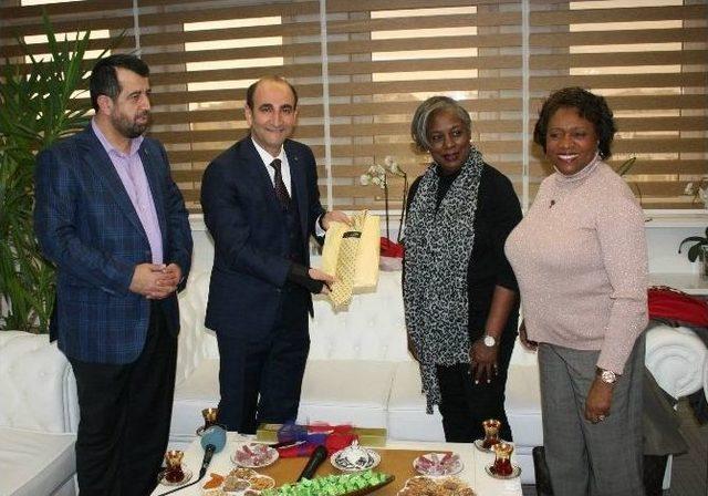 Edebali: &ldquo;yereldeki En B&uuml;y&uuml;k Yapısal Sıkıntı Şehri Yeniden İnşa Etmek&rdquo; 3