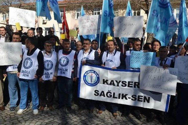 Sağlık-sen &Ccedil;alışanları Sosyal Haklarının İyileştirilmesini İstedi 1