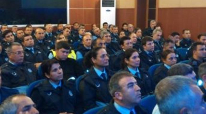 B&uuml;y&uuml;kşehir Zabıtasına Hizmet İ&ccedil;i Eğitim Semineri Verildi