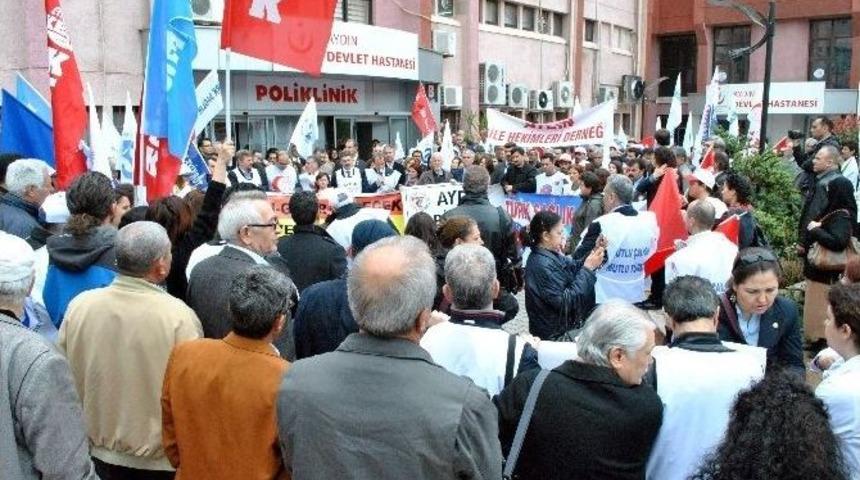 Aydın&rsquo;da Hekimler İş Bıraktı
