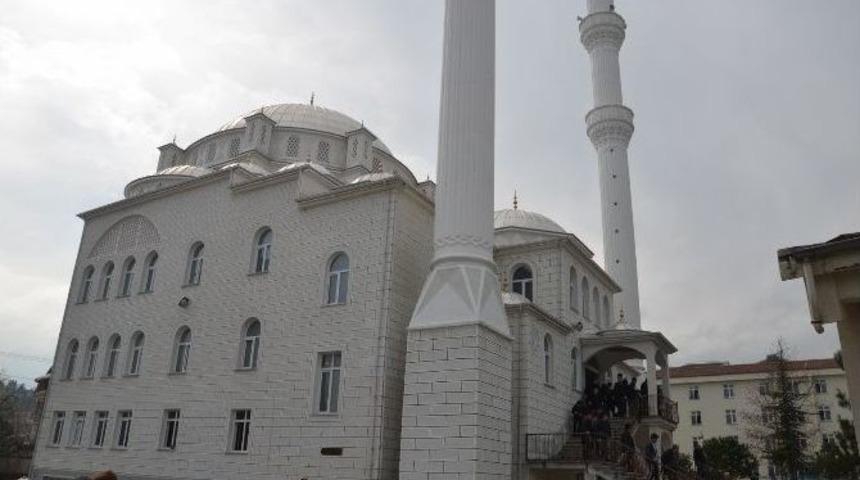 Fatsa&rsquo;da İmam Hatip Camisi İbadete A&ccedil;ıldı