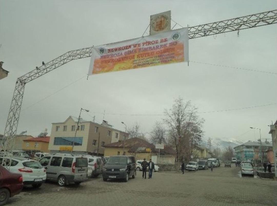Varto&rsquo;da 3 Dilden Nevruz Kutlaması