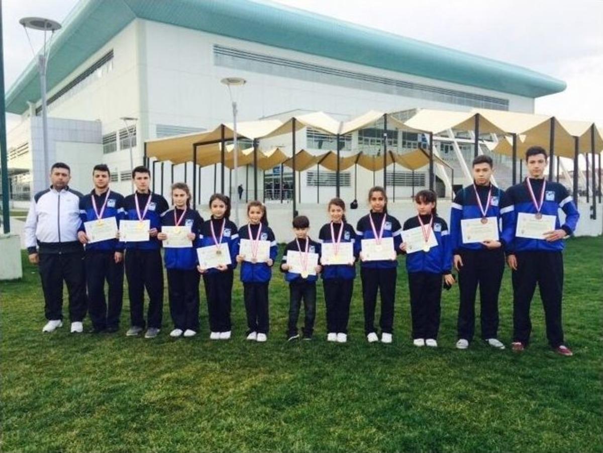 Yunusemre Belediyespor Wushu Takımı&rsquo;ndan B&uuml;y&uuml;k Başarı