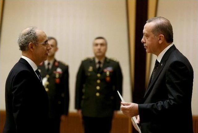 Cumhurbaşkanı Erdoğan, İtalya Ve Pakistan’ın Güven Mektuplarını Kabul Etti