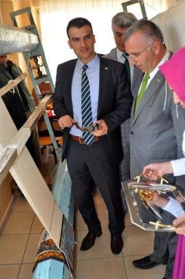 Kaymakam İnci&rsquo;den Halı Dokuma Kursu&rsquo;na Ziyaret 2
