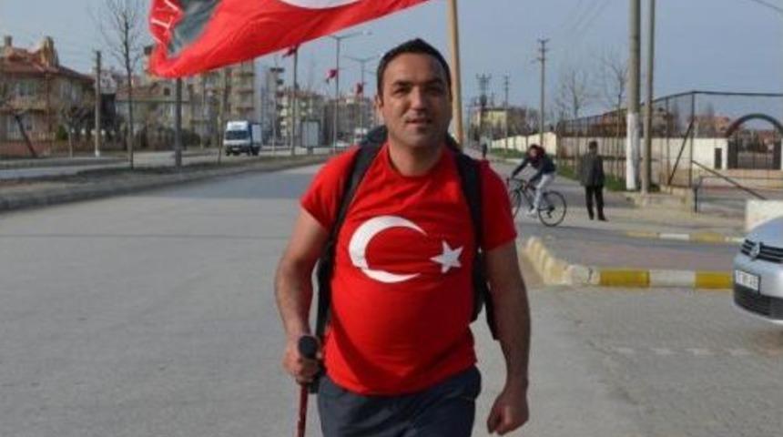 Şehitler I&ccedil;in &Ccedil;anakkale'ye Y&uuml;r&uuml;yor