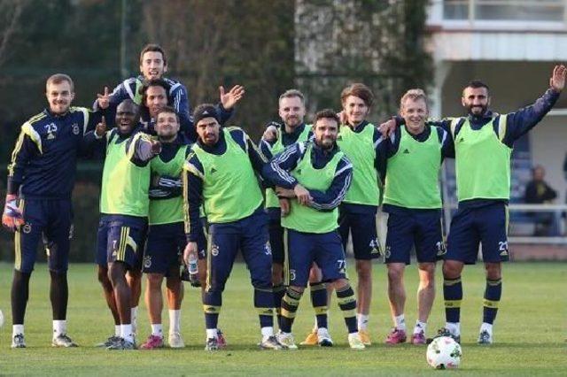 Volkan Demirel, Mehmet Topal Ve Caner Idmanın Tamamında Yer Aldı 2