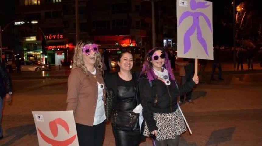 Dünya Kadınlar Yürüyüşünün Ortak Çağrısı 'kadına Şiddete Son' Oldu