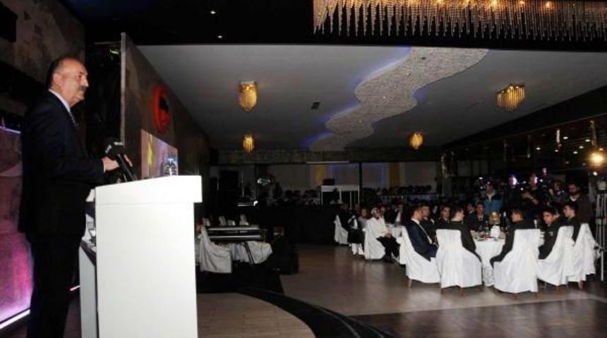 Çanakkale'de Şehit Tıbbiyeliler Anıldı