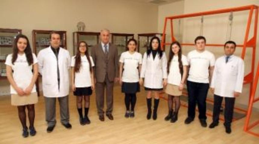 Sanko Okulları &Uuml;&ccedil; Projesi İle T&uuml;bitak Yarı Finalinde