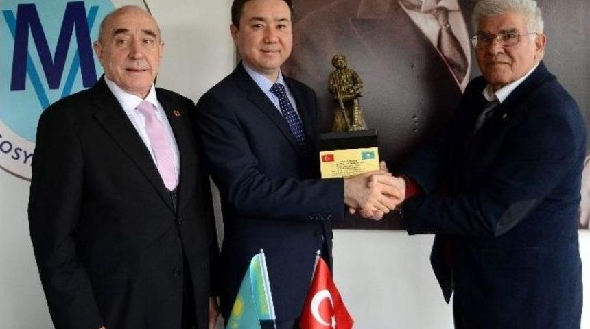 Astana&rsquo;ya Yapılan Atat&uuml;rk Anıtına Teşekk&uuml;r