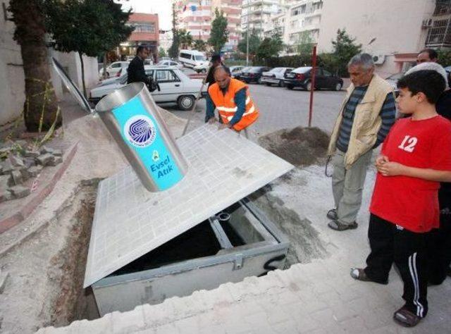 Çöpler Yer Altına Indi, Sokak Hayvanları Aç Kaldı 2