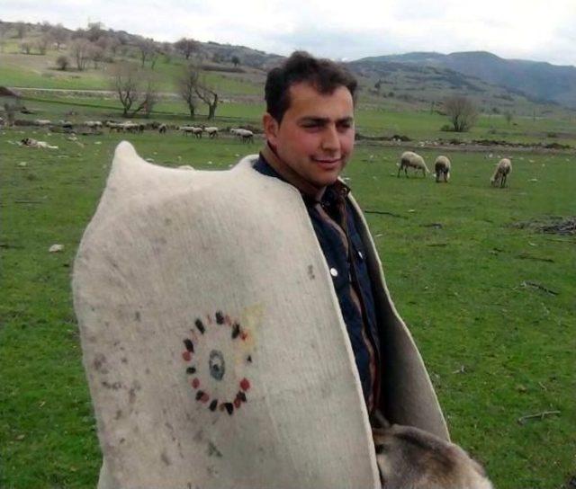 Diplomalı Çobanlar Iş Başında 2