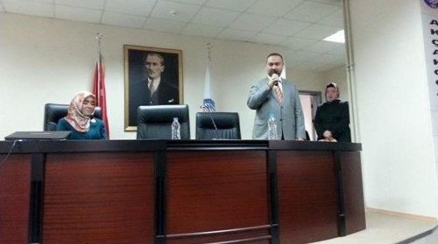 Ak&ccedil;akoca M&uuml;ft&uuml;l&uuml;ğ&uuml;nden Kadınlara &Ouml;zel Konferans