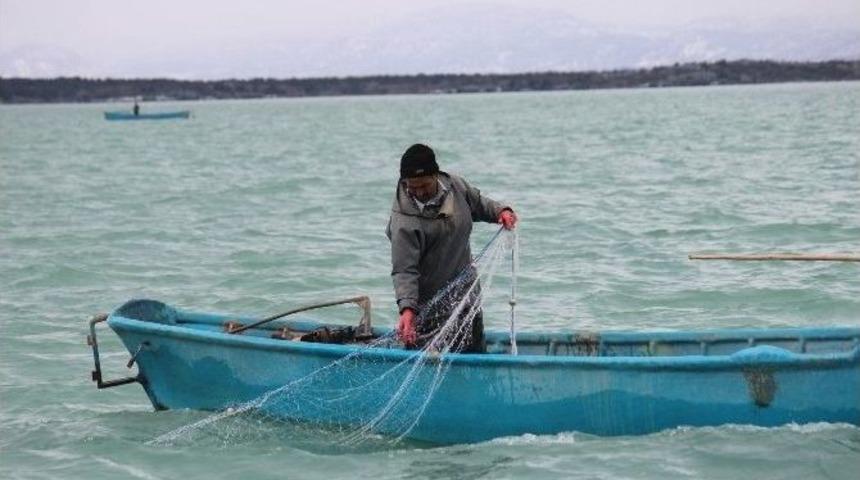 Beyşehir G&ouml;l&uuml;&rsquo;nde Av Yasağı Başlıyor