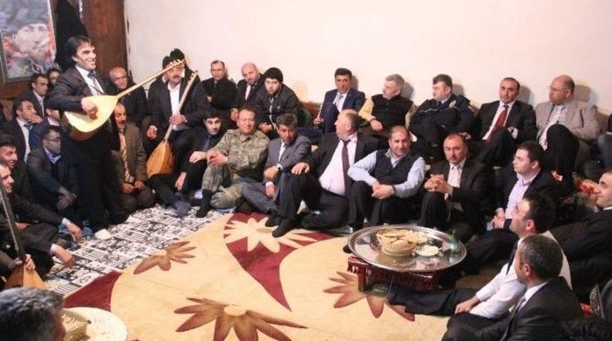 &Ccedil;ıldır Muhtarlar Derneğinden Muhteşem Gece