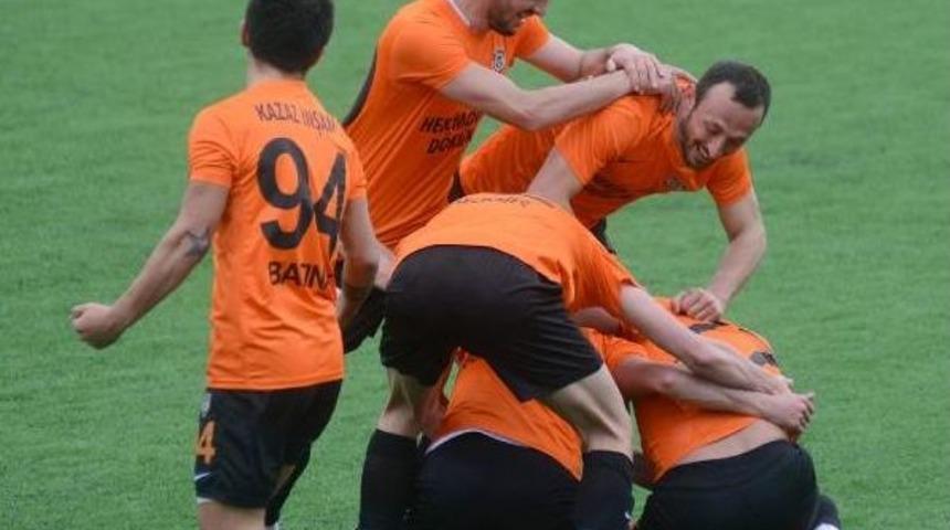 Birlik Nakliyat D&uuml;zyurtspor-Ankarag&uuml;c&uuml;: 5-2