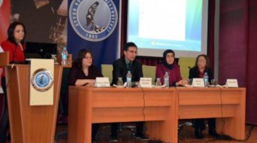 Ak&uuml;&rsquo;de &ldquo;d&uuml;nya B&ouml;brek G&uuml;n&uuml;&rdquo; Konferansı