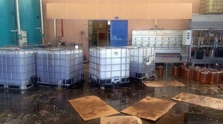 Adana'da Mazot Ka&ccedil;ak&ccedil;ılığı Operasyonu