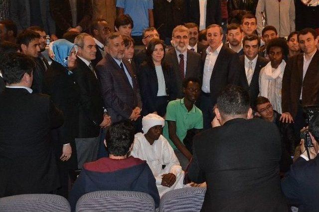 Enerji Ve Tabii Kaynaklar Bakanı Taner Yıldız: 1