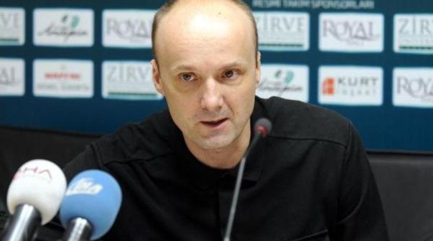 Royal Halı Gaziantep - Tofaş Soyunma Odaları