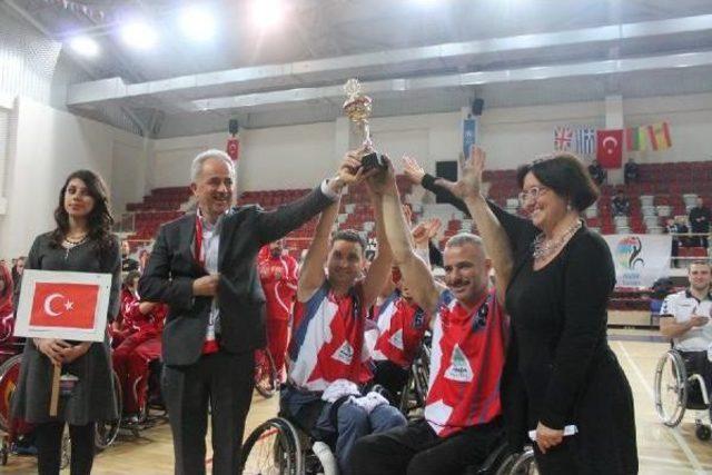 Euro League 3 Cup'un Tur Şampiyonu Yosk