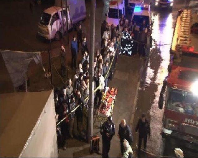 Şile Yolunda Feci Kaza: 3 &Ouml;l&uuml; 1 Ağır Yaralı 3