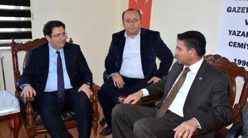 Başkan Yazgı, Gazeteciler Cemiyetini Ziyaret Etti