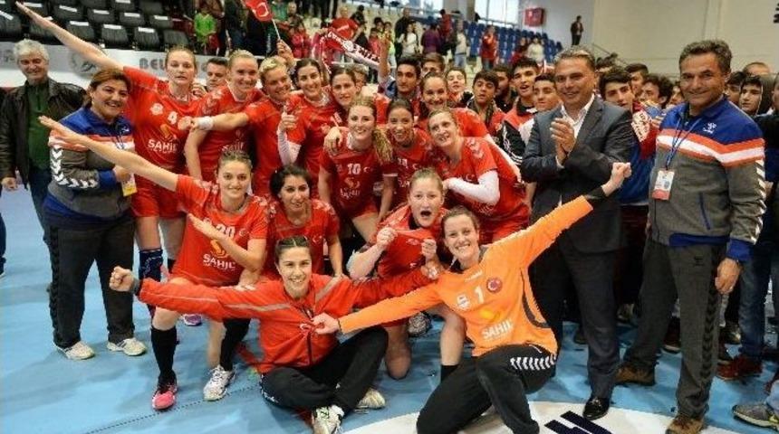 Muratpaşa, Kupaya Aday