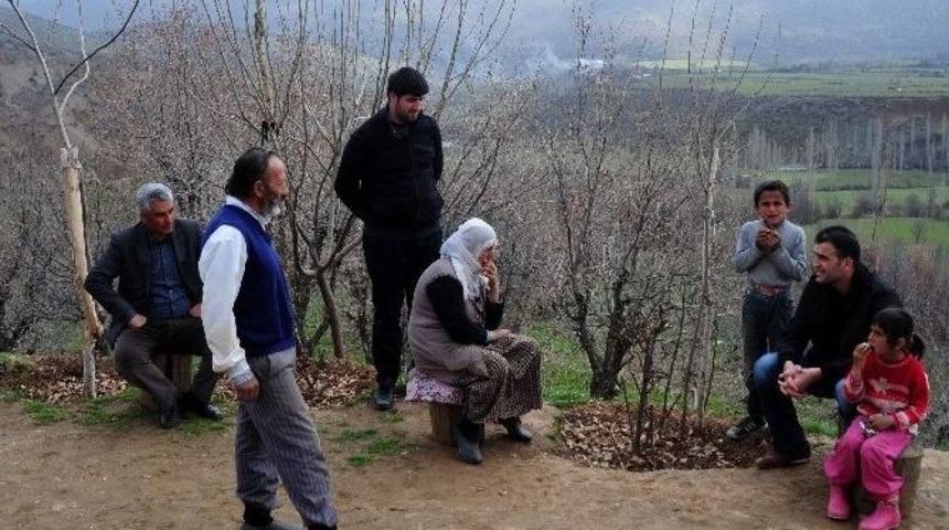 Kaymakam İnce Yardıma Muhta&ccedil; Aileye Sahip &Ccedil;ıktı