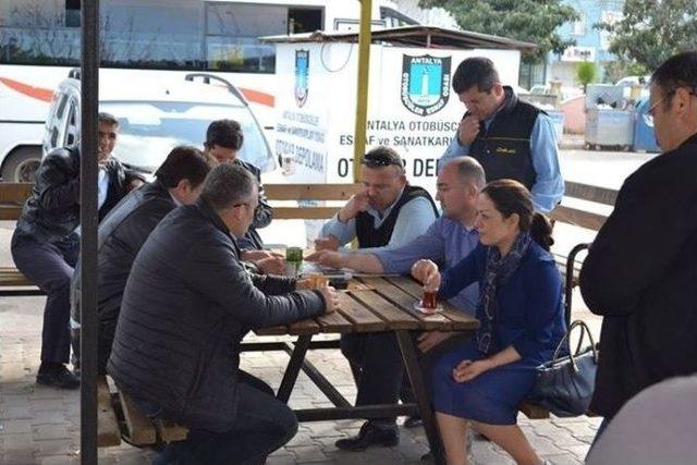 Ak Parti Milletvekili Aday Adayı Aras, Ulaşım Esnafını Ziyaret Etti