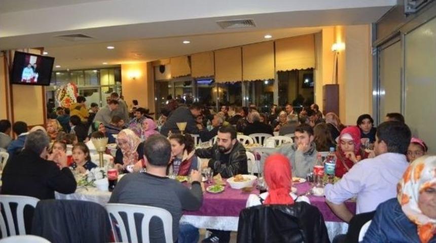 Selendililerin Dayanışma Gecesinde &rsquo;milletvekili&rsquo; Arzusu