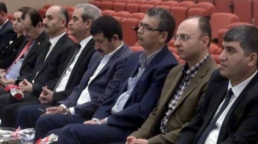 (&ouml;zel Haber) Şanlıurfa&rsquo;da Tek Kişilik Tiyatro Oyunu Gibi Konferans