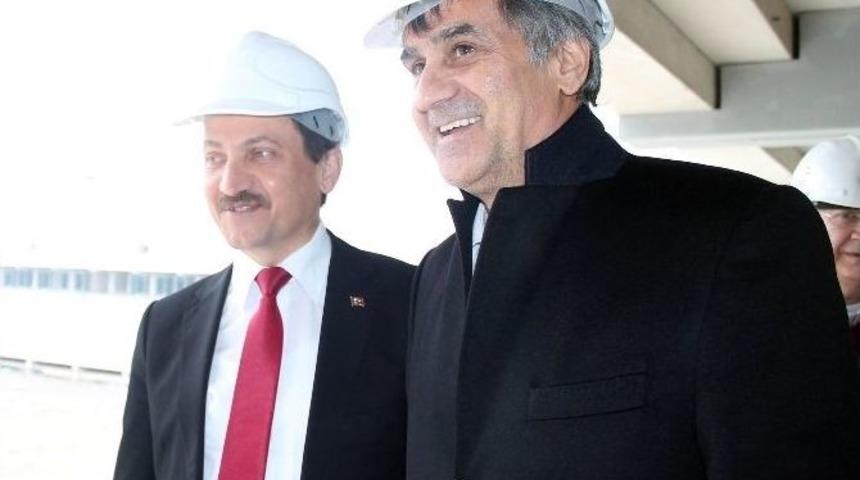 G&uuml;neş Ve Atalay, Akyazı Stadı&rsquo;nda