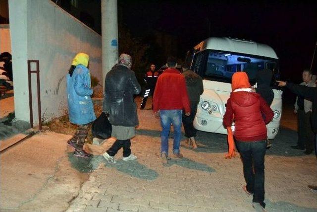 Ayvalık’ta 32 Kaçak Göçmen Sahil Güvenlikten Kaçamadı